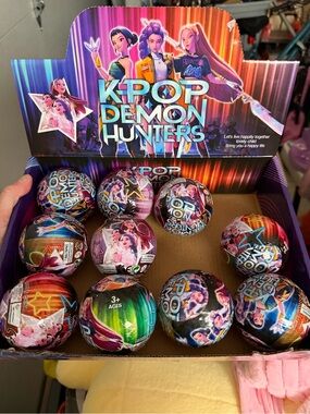 1pc. K-Pop Demon Hunters Surprise Balls - Colorful Collectible Set